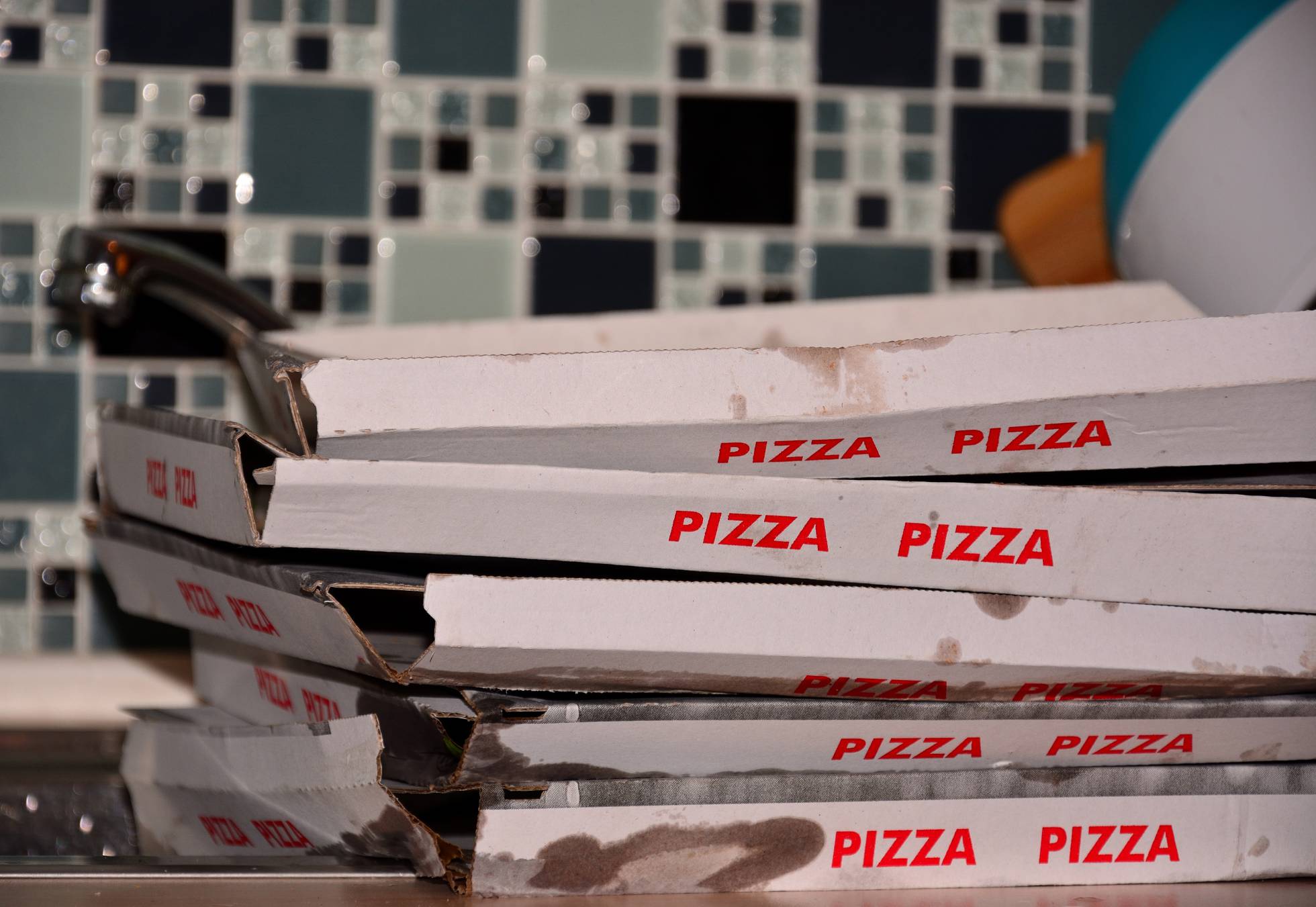 La pesadilla del hombre que lleva nueve años recibiendo pizzas que nunca ha pedido