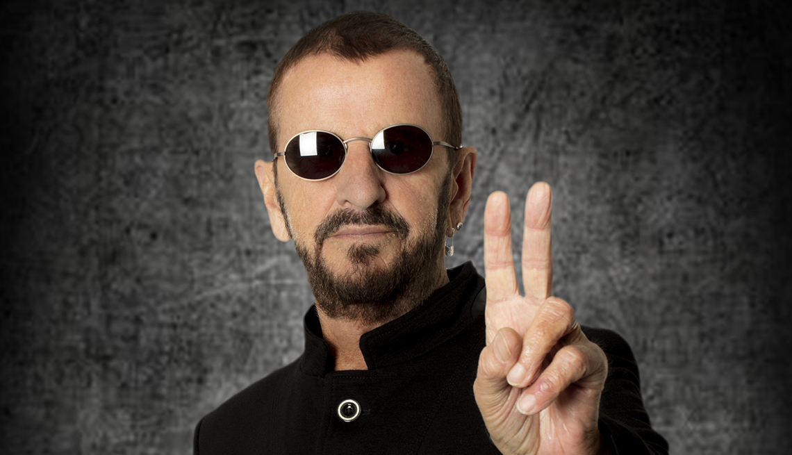 Ringo Starr cumple 80 años y celebra con un concierto virtual