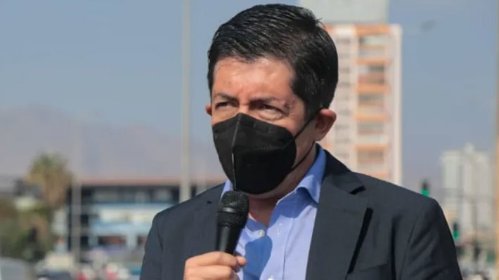 Alcalde de Antofagasta ante desalojos de tomas VIP: “Creo que hay más personas involucradas de la política local”