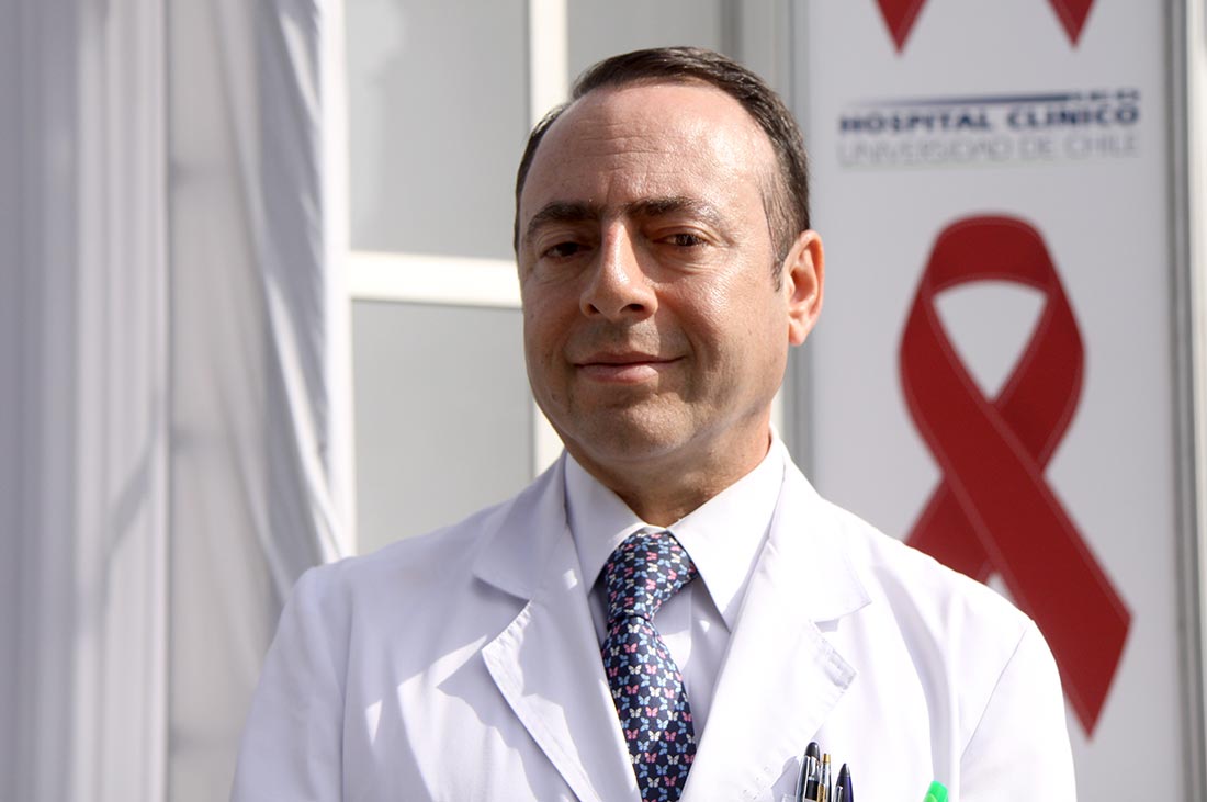 Doctor Alejandro Afani toma distancia de cifras de Seremi RM sobre 30% de positividad en exámenes VIH: “Hay un error (…) espero que sea corregido”