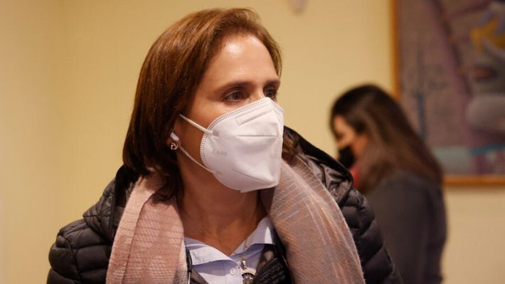 Alcaldesa Leitao advierte bajos porcentajes de vacunación contra influenza en grupos de riesgo: “La gente ha empezado a perder el temor”