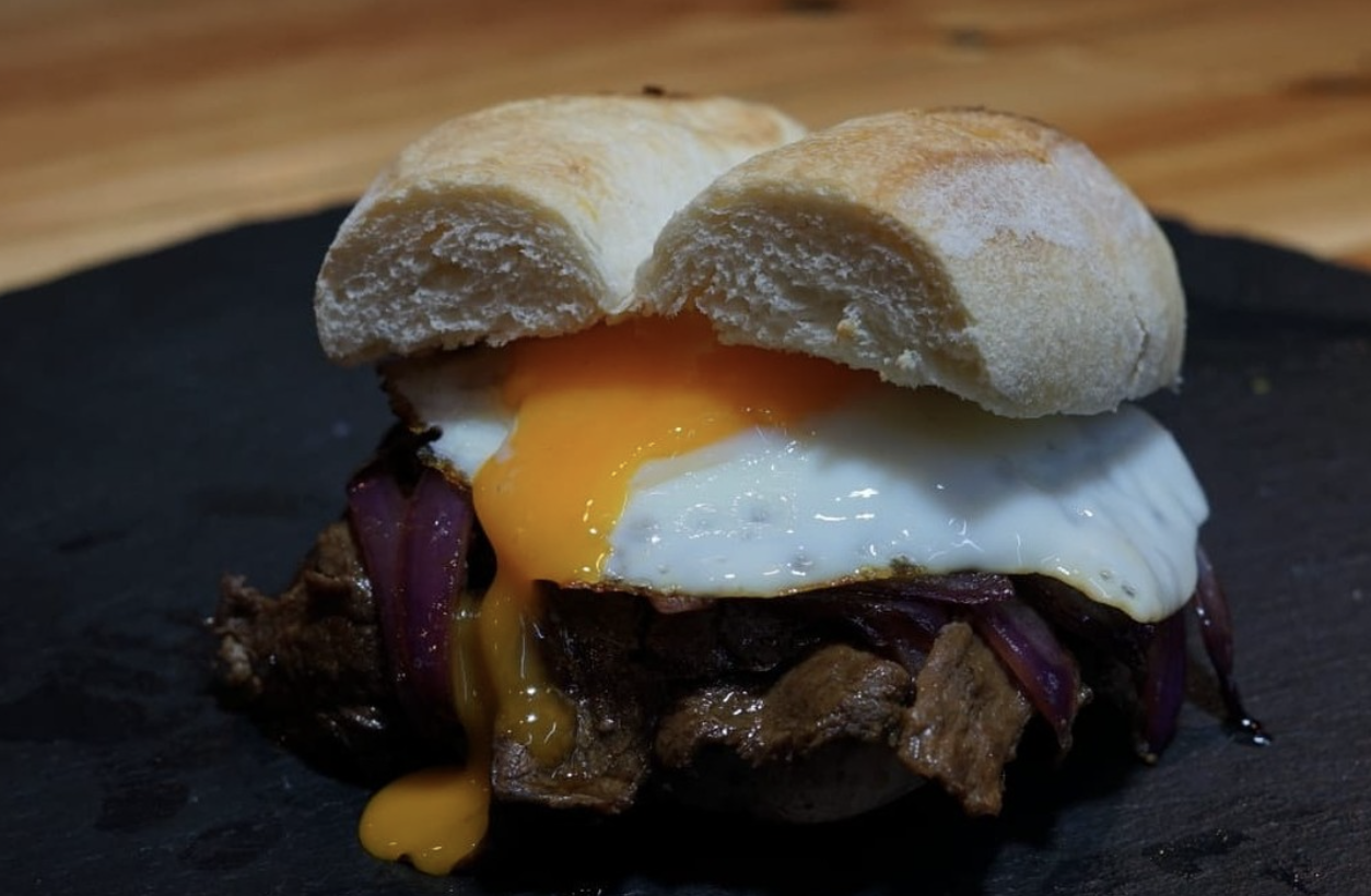 Esto Es Vida: Celebramos el día mundial del sandwich, probando las delicias de Marraqueta Rústica