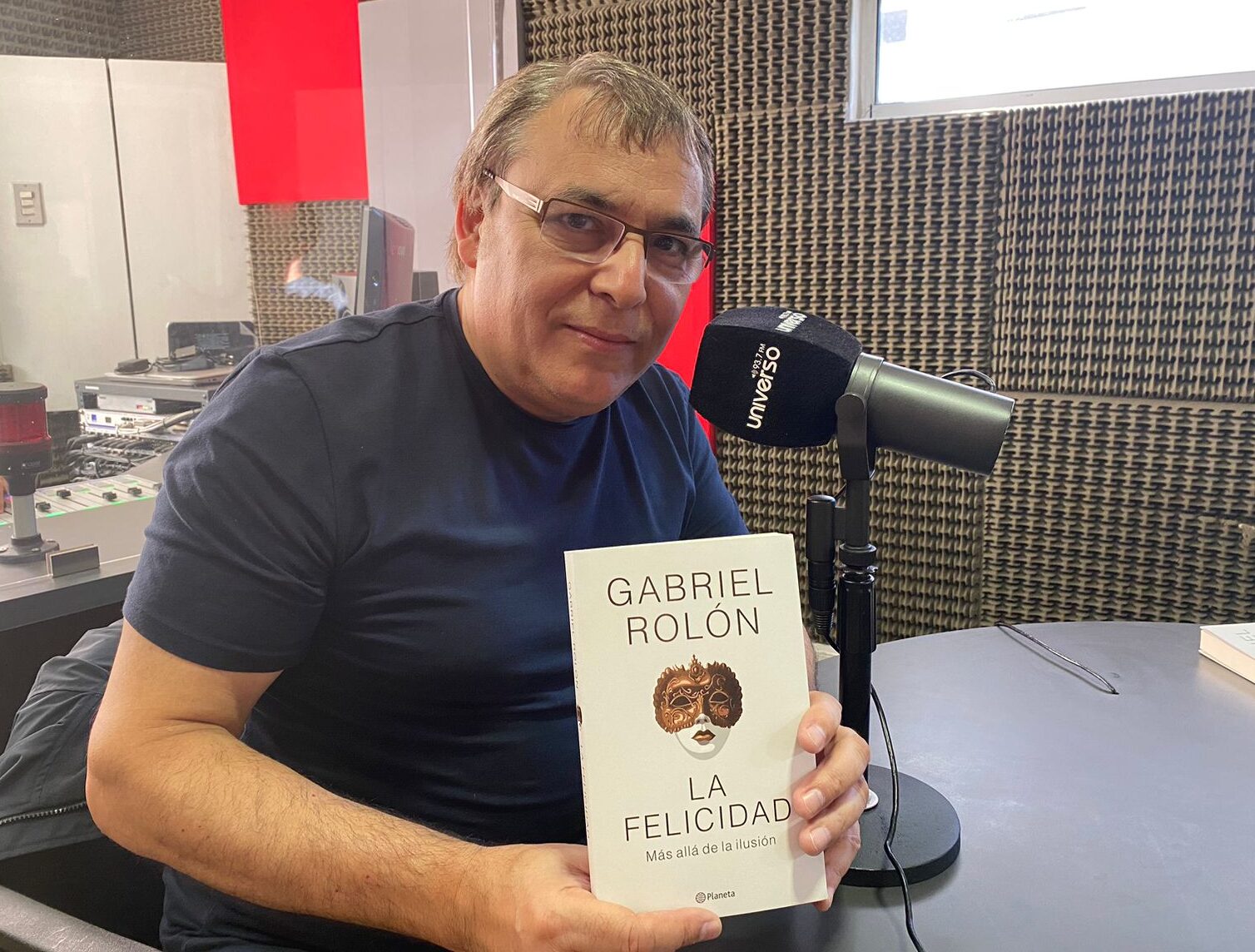Gabriel Rolón, psicoanalista: “Uno tiene que intentar el reto de ser feliz en el lugar donde le ha tocado estar”