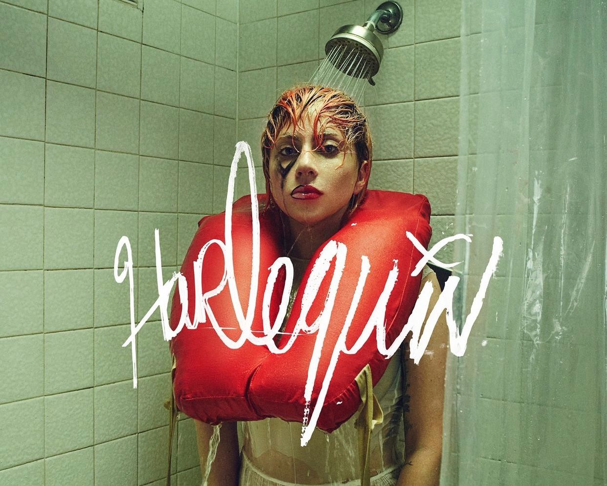 Lady Gaga anunció su nuevo álbum “Harlequin” y adelantó el primer single con entretenido video