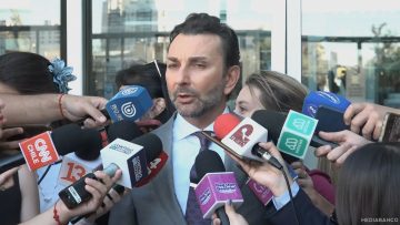 Abogado de Cathy Barriga advierte que “si hubiese optado por vender tortas o artesanías el escrutinio sería distinto”