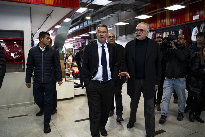 Adolfo Numi adevierte que la furia en Meiggs expone la urgente necesidad de intervención y pide “copamiento” con Carabineros para ordenar al “Temucuicui de Santiago”