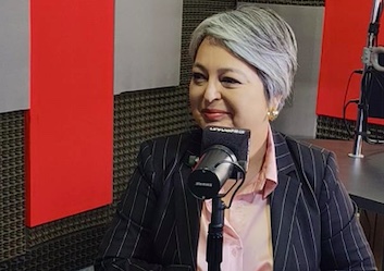 Jara hace mea culpa por  “molestia” en debate: “Yo creo que me predispuse de mala manera o de manera poco adecuada”